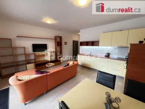 Pronájem bytu 3+kk, Praha - Karlín, U Mlýnského kanálu, 70 m2