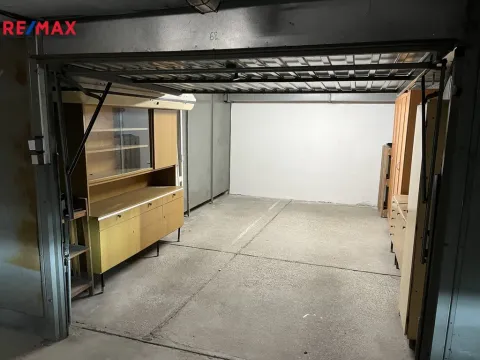 Prodej garáže, Zlín, Javorová, 21 m2