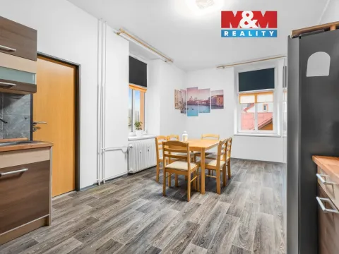 Prodej bytu 3+1, Desná - Desná II, Krkonošská, 100 m2