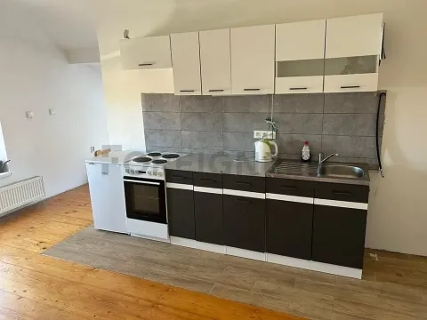 Pronájem bytu 2+kk, Pardubice, Wintrova II, 60 m2