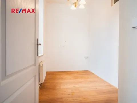 Pronájem kanceláře, Plzeň, Jablonského, 8 m2