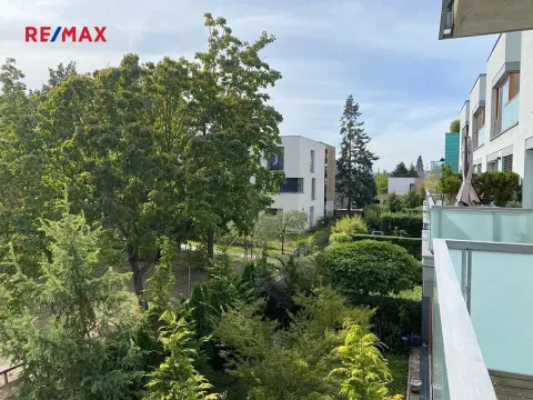 Pronájem bytu 3+kk, Černošice, Mokropeská, 99 m2