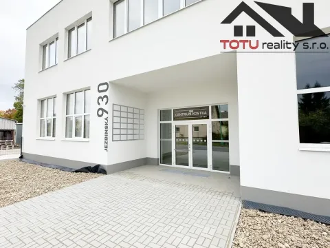 Pronájem kanceláře, Jaroměř, Jezbinská, 28 m2