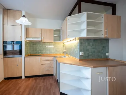 Pronájem bytu 2+1, Uherské Hradiště, Štěpnická, 60 m2