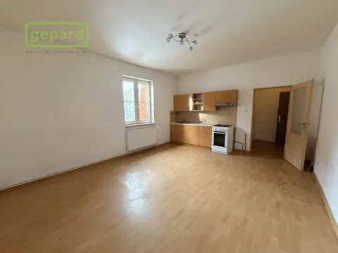 Pronájem bytu 2+kk, Sokolov, Křížová, 51 m2