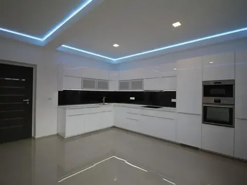 Pronájem bytu 4+kk, Praha - Smíchov, Plzeňská, 95 m2