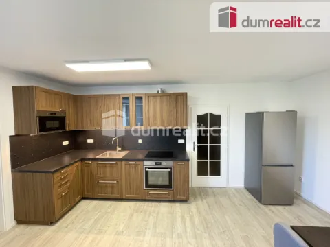 Pronájem bytu 2+kk, Praha - Kunratice, Velké Kunratické, 57 m2