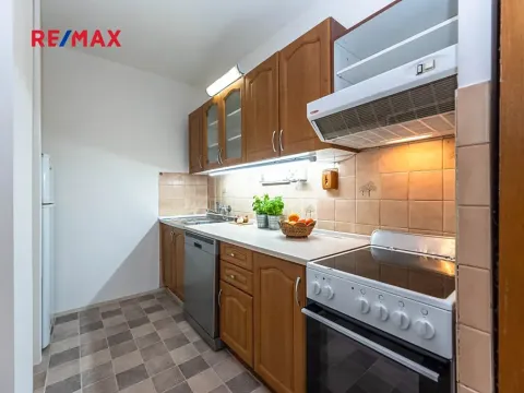 Pronájem bytu 3+kk, Praha - Bohnice, Radomská, 54 m2