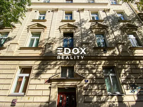 Prodej bytu 2+kk, Praha - Smíchov, U Santošky, 39 m2