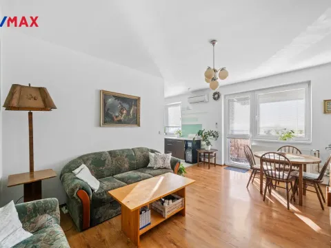 Prodej bytu 3+1, Vysoká nad Labem, 83 m2