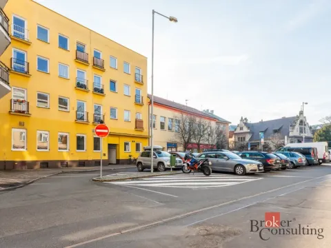 Prodej bytu 2+kk, Poděbrady - Poděbrady III, náměstí 5. května, 44 m2