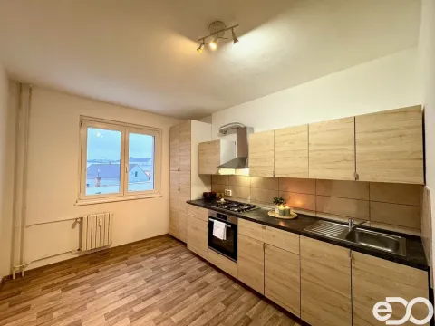 Pronájem bytu 2+1, Mladá Boleslav, Laurinova, 57 m2