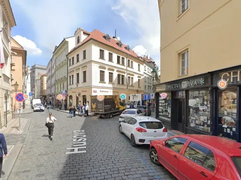 Pronájem obchodního prostoru, Praha - Staré Město, Husova, 270 m2