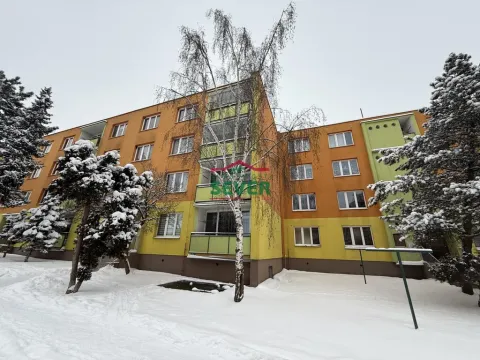 Prodej bytu 3+1, Postoloprty, Jiráskovo náměstí, 82 m2