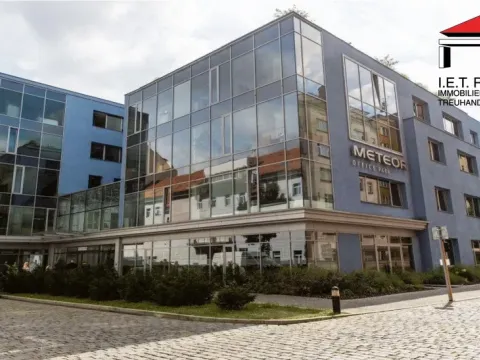 Pronájem kanceláře, Praha - Karlín, Sokolovská, 174 m2