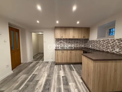 Pronájem bytu 2+1, Chomutov, Holečkova, 50 m2