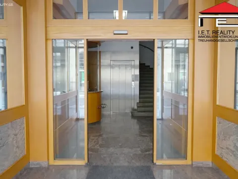 Pronájem kanceláře, Ostrava, Zámecká, 66 m2