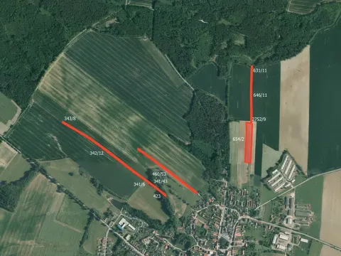 Prodej podílu pole, Dolní Bukovsko, 24735 m2