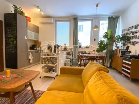 Pronájem bytu 2+kk, Brno - Černá Pole, třída Kpt. Jaroše, 52 m2