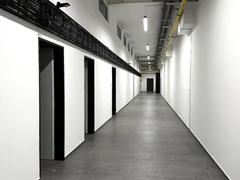 Pronájem skladu, Hořice, 618 m2