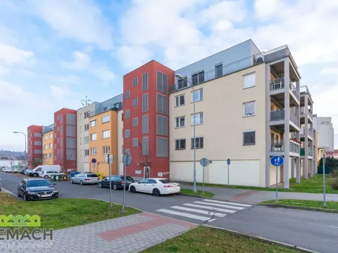 Pronájem bytu 1+kk, Uherské Hradiště, Slovácká, 32 m2