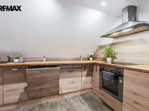 Prodej rodinného domu, Desná - Desná II, K Parlamentu, 180 m2