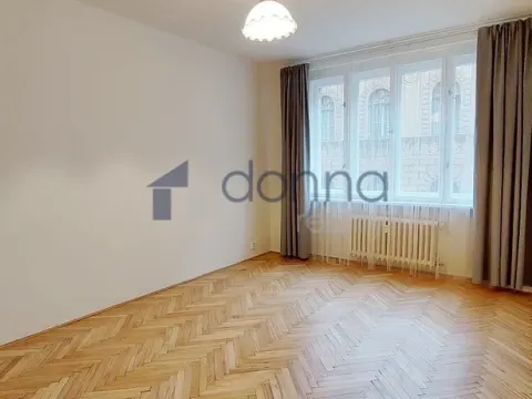 Pronájem bytu 1+kk, Praha, Mikovcova, 28 m2