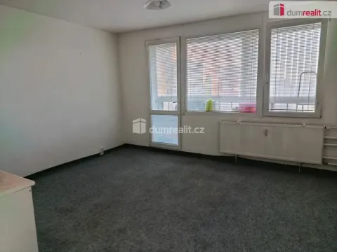 Pronájem bytu 1+kk, Praha - Kamýk, Mařatkova, 28 m2