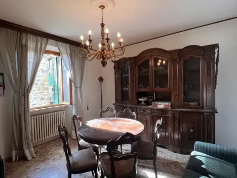 Prodej rodinného domu, Bucine, Itálie, 120 m2