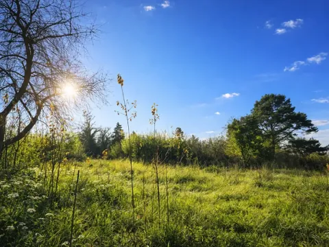 Prodej pozemku, Praha, 594 m2