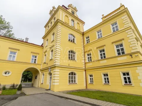 Pronájem kanceláře, Praha - Záběhlice, Za potokem, 270 m2