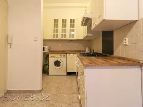 Pronájem bytu 2+1, Praha - Bubeneč, Terronská, 45 m2