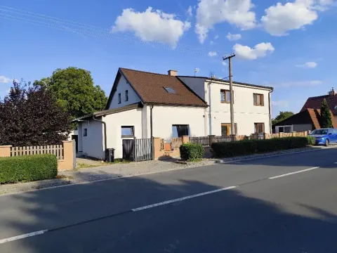 Pronájem rodinného domu, Chrudim, 180 m2