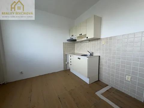 Pronájem bytu 1+1, Hradec Králové, třída Edvarda Beneše, 41 m2