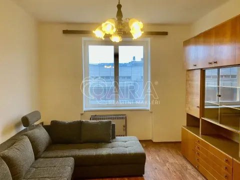 Pronájem bytu 1+1, Praha - Vršovice, Ruská, 46 m2