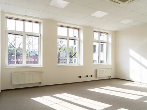 Pronájem kanceláře, Praha - Smíchov, Nádražní, 41 m2