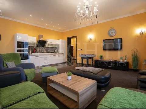 Prodej bytu 3+kk, Karlovy Vary, Na Vyhlídce, 94 m2