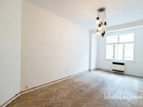 Pronájem bytu 2+1, Praha - Žižkov, Žerotínova, 72 m2