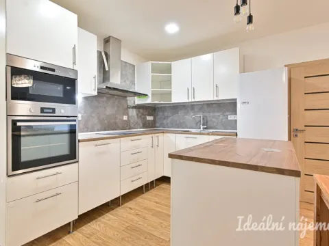 Pronájem bytu 3+kk, Vojkovice, Hlavní, 82 m2