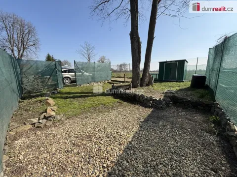 Prodej zahrady, Veltrusy, V Cihelnách, 135 m2