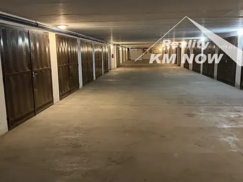 Pronájem garáže, Kroměříž, Nitranská, 18 m2