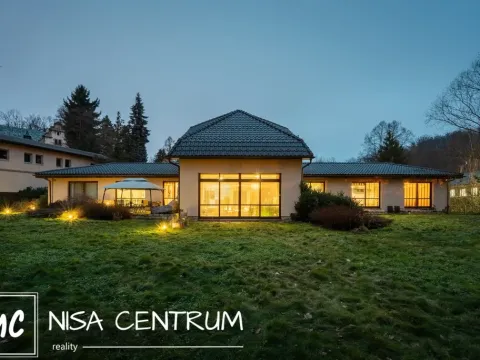 Prodej rodinného domu, Liberec, Josefinino údolí, 430 m2