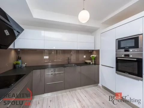 Pronájem bytu 2+kk, Pardubice - Polabiny, Labský Palouk, 58 m2