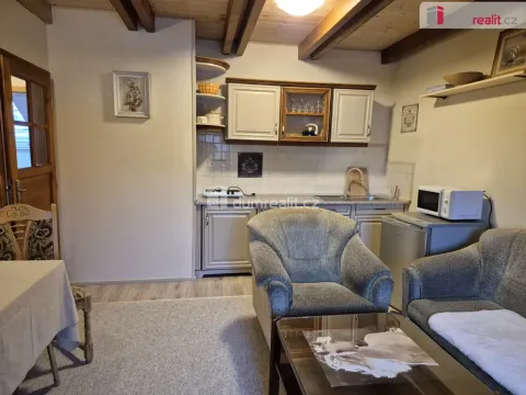 Pronájem bytu 2+1, Kamenný Újezd - Opalice, 60 m2