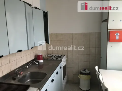 Pronájem bytu 2+1, Praha, Na Petřinách, 54 m2