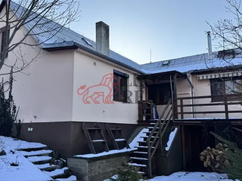 Prodej rodinného domu, Lopeník, 250 m2