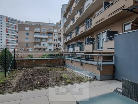 Pronájem bytu 1+kk, Praha - Horní Měcholupy, 31 m2