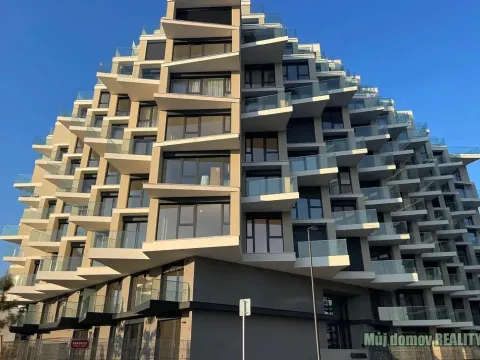 Pronájem bytu 2+kk, Praha - Strašnice, Ramonova, 67 m2