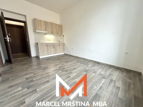Pronájem bytu 2+kk, Náchod, Tyršova, 30 m2