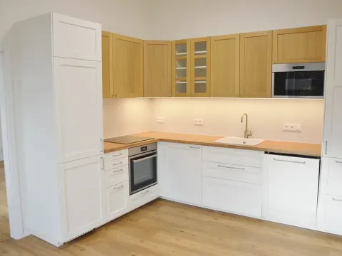 Pronájem bytu 4+kk, Praha, Jaurisova, 112 m2